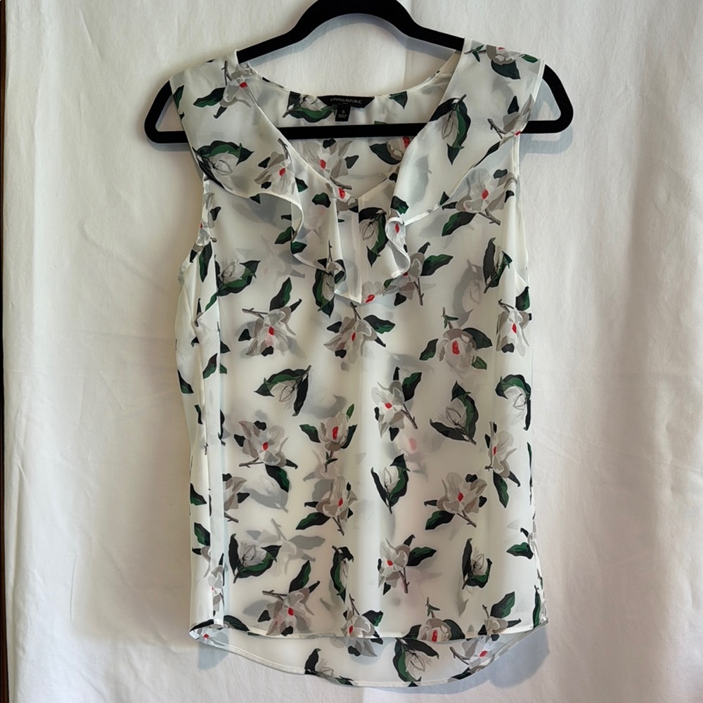 Banana Republic Cream Floral Ruffled Sleeveless Blouse Size S
